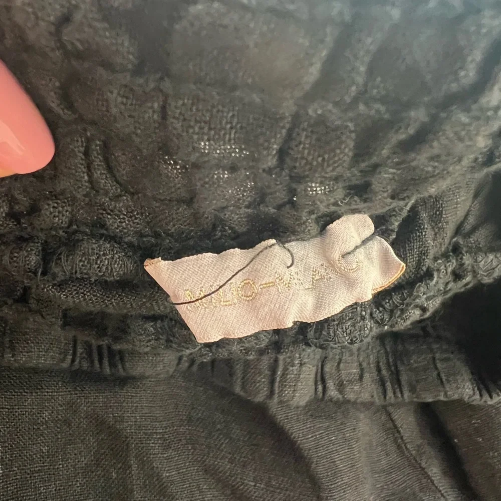 Wide Leg Women's Linen Pants in Black - Picture 2 of 3